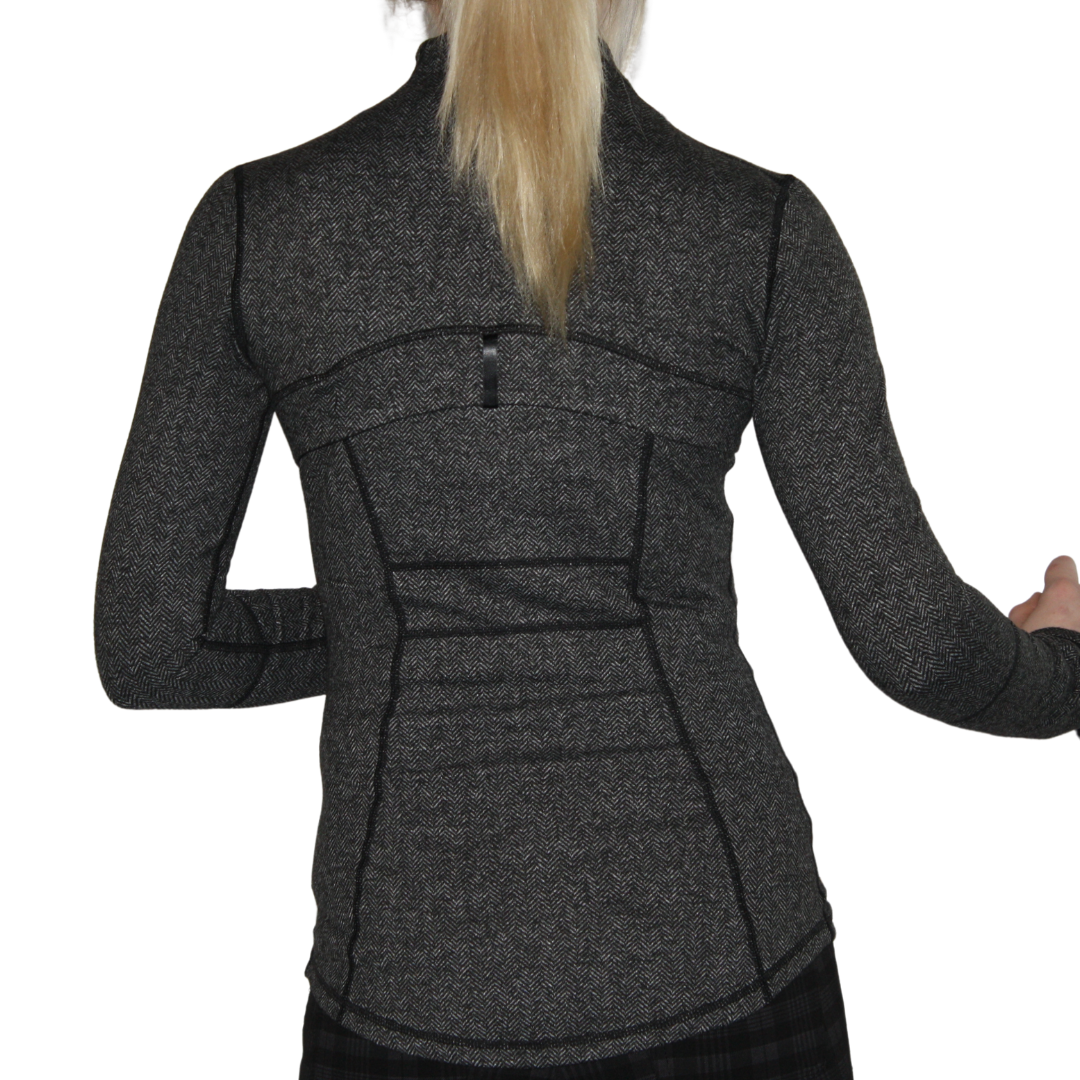 LaaTeeDa Sports Jacket LaaTeeDa Women's Golf Jacket Full Zip, Form Fitted, Stretchy Dark Grey Herringbone Pattern