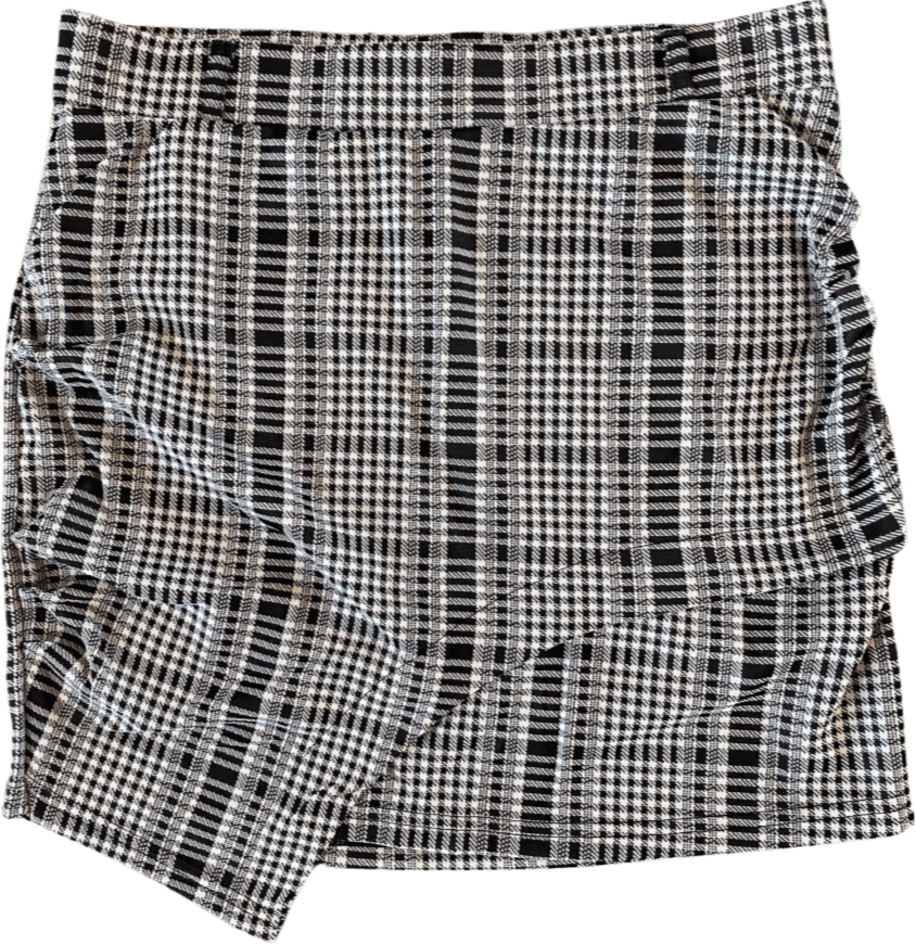 LaaTeeDa Women’s Wrap Golf Skort Skirt - With Stretchy Under Boy Shorts and Layered Skirt Panel